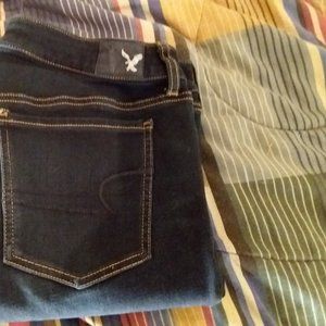 American Eagle dark wash 360° super stretch, super soft jegging in size 12